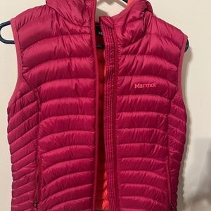 Women’s hoodie vest